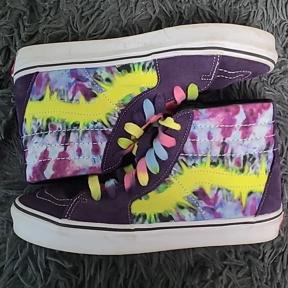 Shoes - Picture 4 of 4